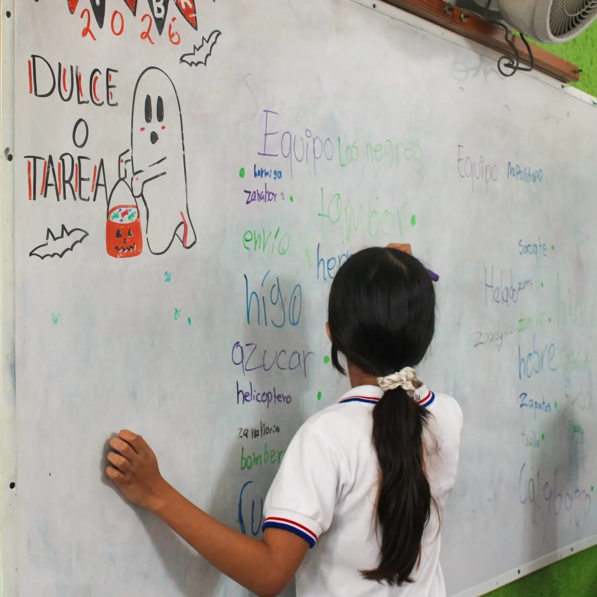 Ejercicio de escritura en el salón
